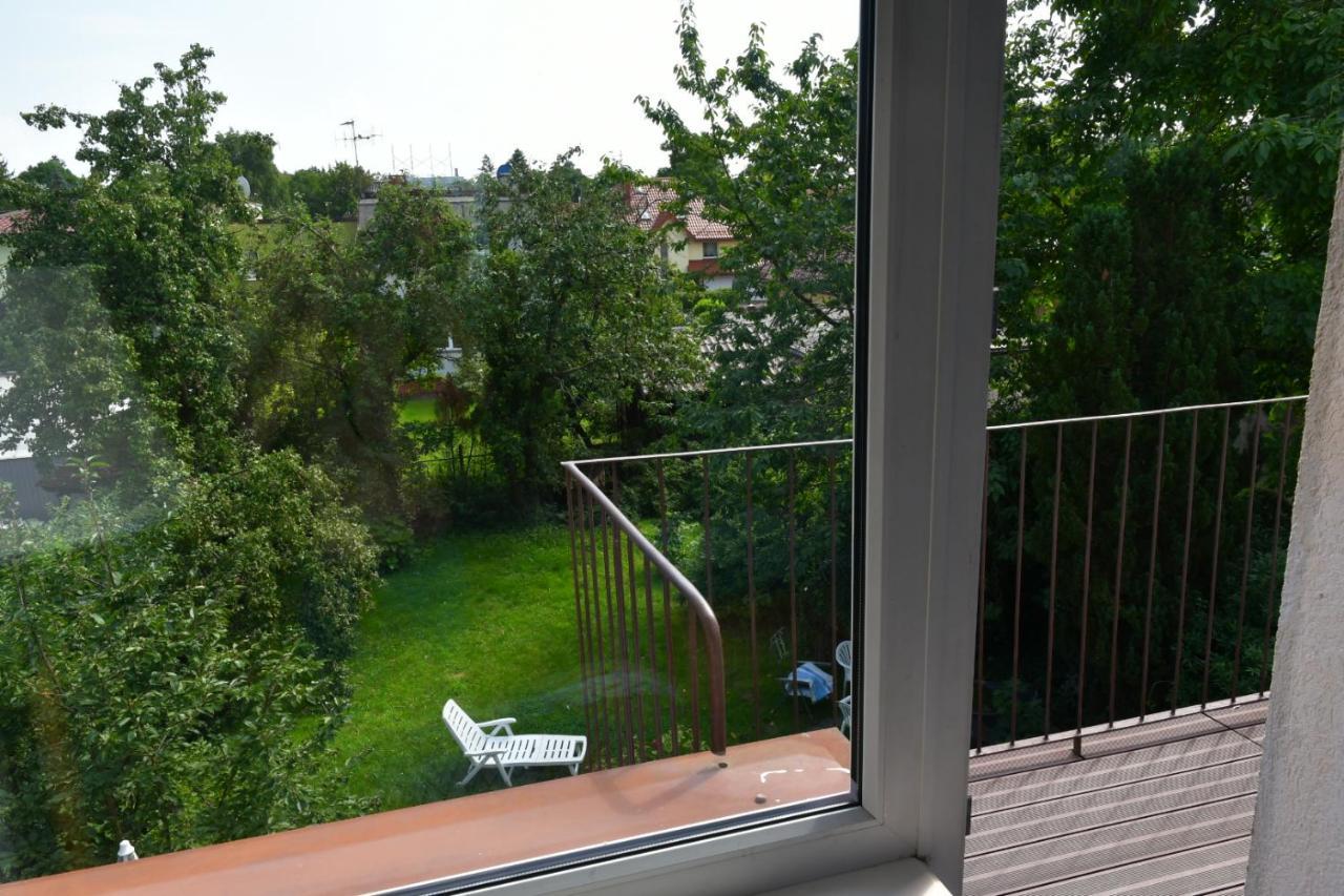 Przytulne Duze Mieszkanie W Domku Jednorodzinnym Koszalin Exterior photo